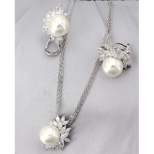 Gift set: Maperla Pearl w/ Swarovski Cubic Zirconia Necklace & Earring Set - NE-JP10417W