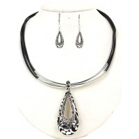 Western Style Teardrop Charm w/ Rhinestones Necklaces & Earring Set w/ Whipped Strap - 16'' - NE-S6703LASCY