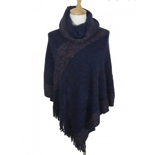 Shawl &ndash; Knitted Accent w/ Golden Thread